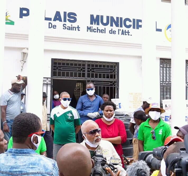 St-Michel-de-l'Attalaye/Coronavirus: La Fondation Eric JEAN-BAPTISTE épaule les autorités locales. 7