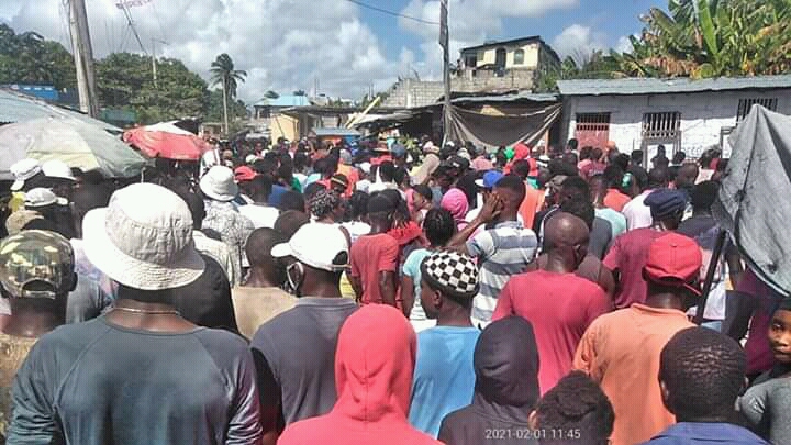 Cayes: La grève et la manif. Anti-gouvernementale se sont coïncidées. 7